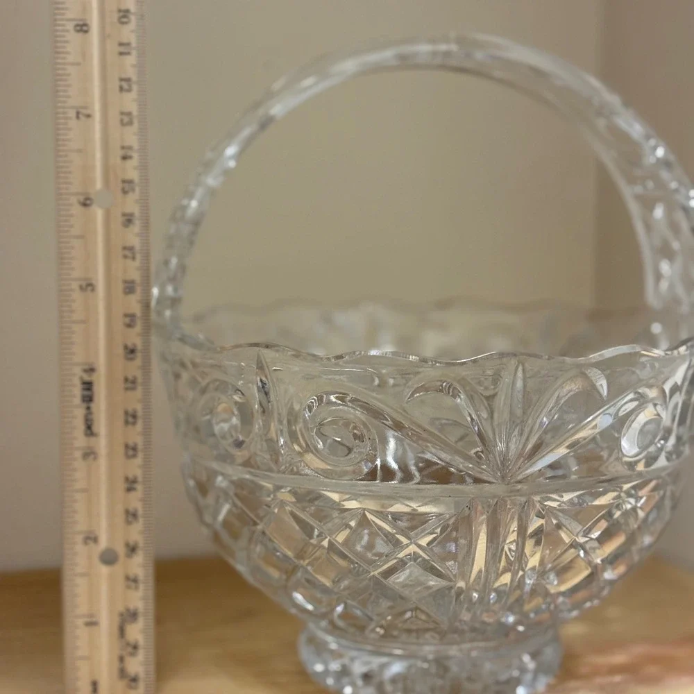 Vintage Crystal Glass Basket‎ Candy Dish Fruit Bowl with Handle for Home Decor